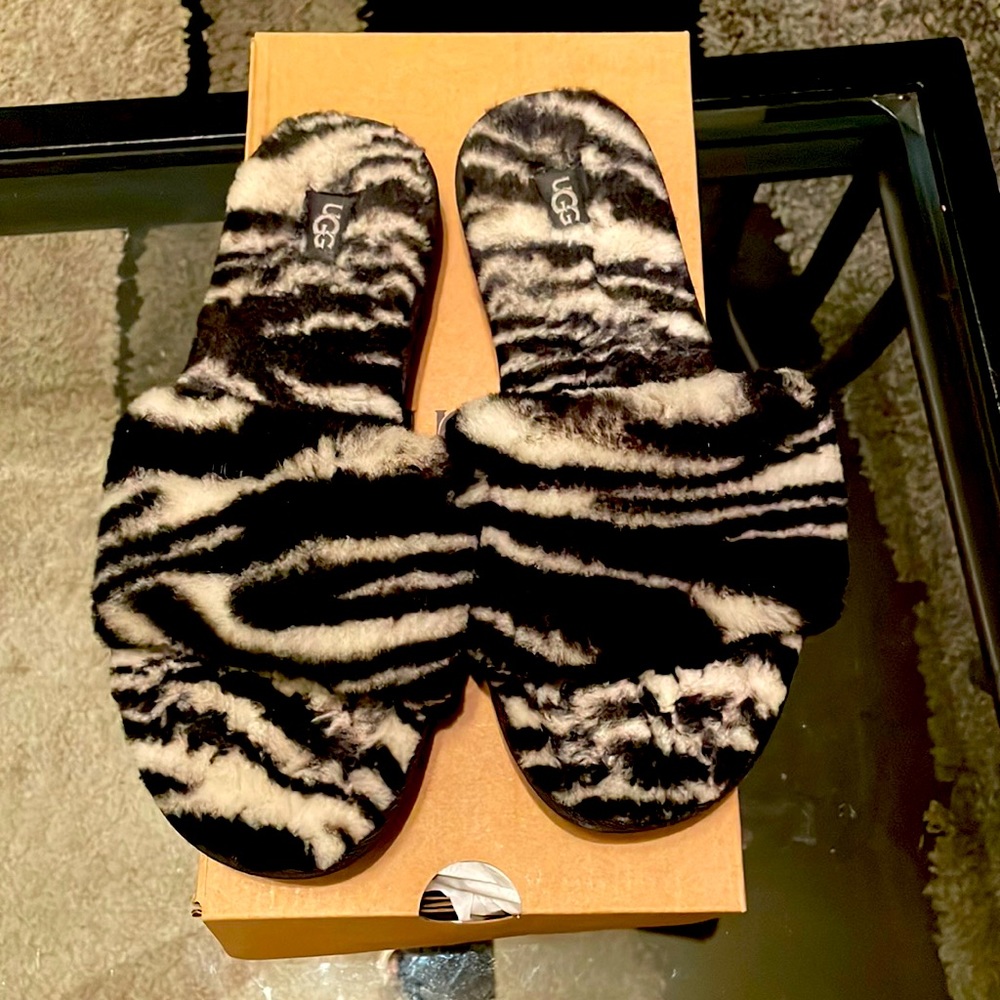 Ugg zebra print slides sz 8